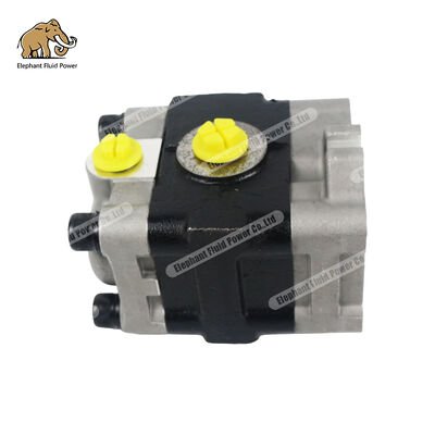Komatsu PC40MR-2 Pilot Pump Charge Pump 100% kompatibel dengan asli untuk perbaikan pompa hidrolik dengan pengiriman cepat